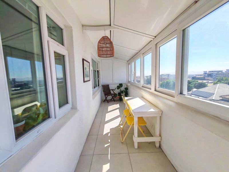 2 Bedroom Property for Sale in Woodstock Western Cape